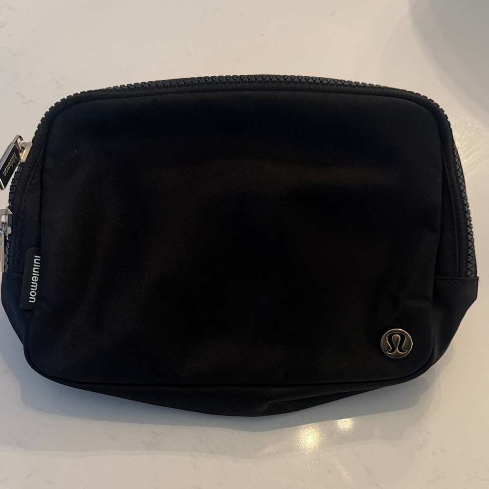 lululemon athletica Black Belt Bag